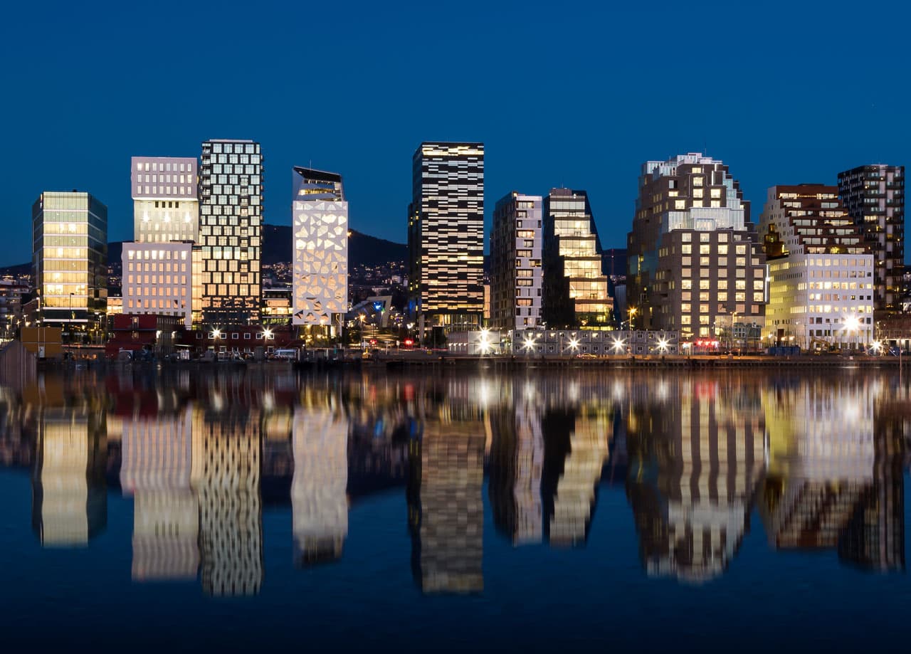 Barcode i Oslo by night